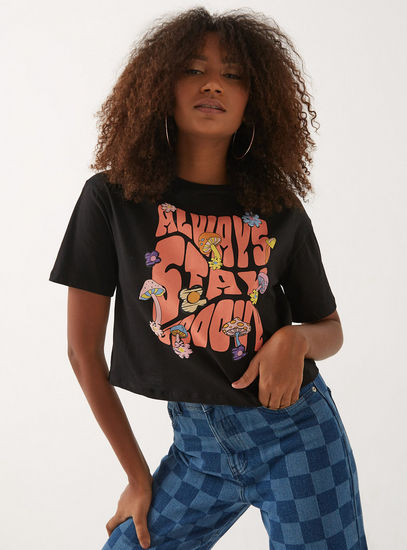 Printed Crop T-shirt with Crew Neck and Short Sleeves