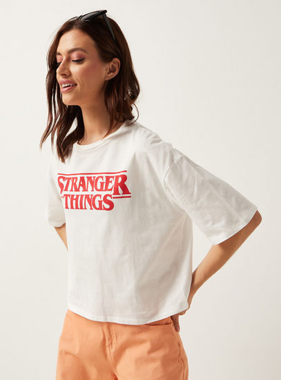 Stranger Things Print T-shirt with Round Neck and Short Sleeves