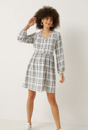 Checked V-neck Dress with Long Sleeves and Button Closure
