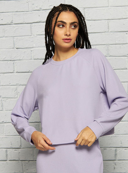 Solid Long Sleeves Pullover with Round Neck