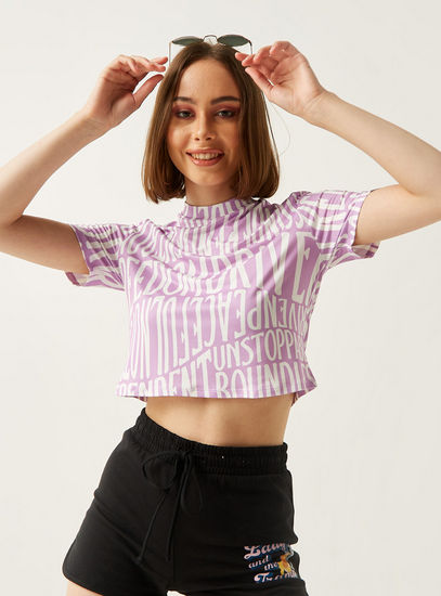 Typographic Print Crop Top with Crew Neck and Short Sleeves