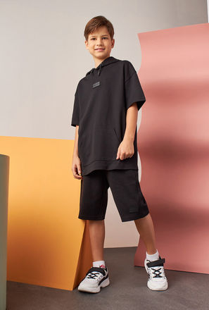 Printed T-shirt and Shorts Set-mxkids-boyseighttosixteenyrs-clothing-sets-0