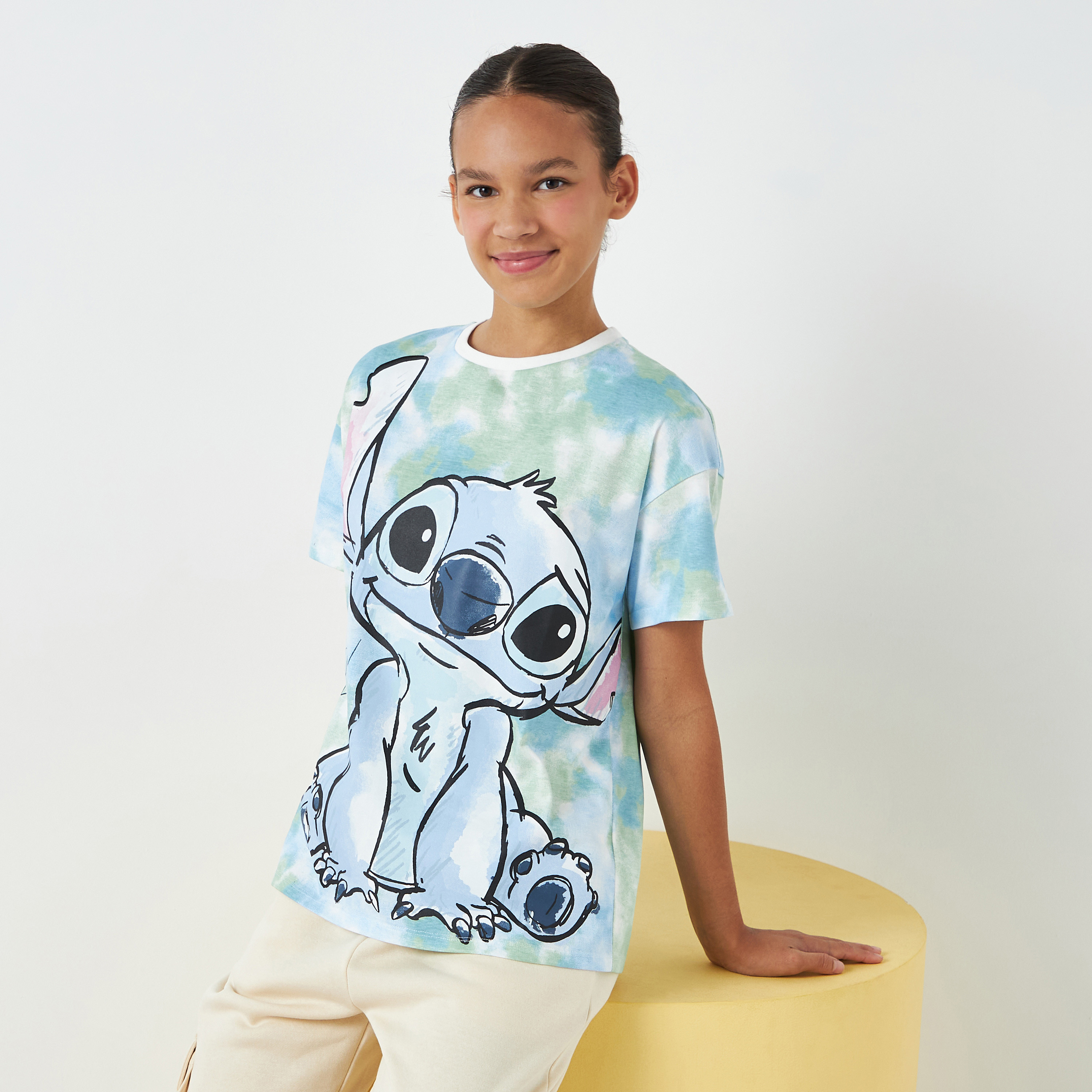 Shop Stitch Print Oversized T-shirt Online | Max UAE