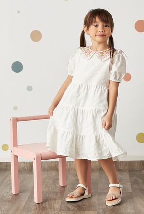 Embroidered Knee-Length Tiered Dress with Peter Pan Collar and Ruffle-mxkids-girlstwotoeightyrs-clothing-dresses-casualdresses-1