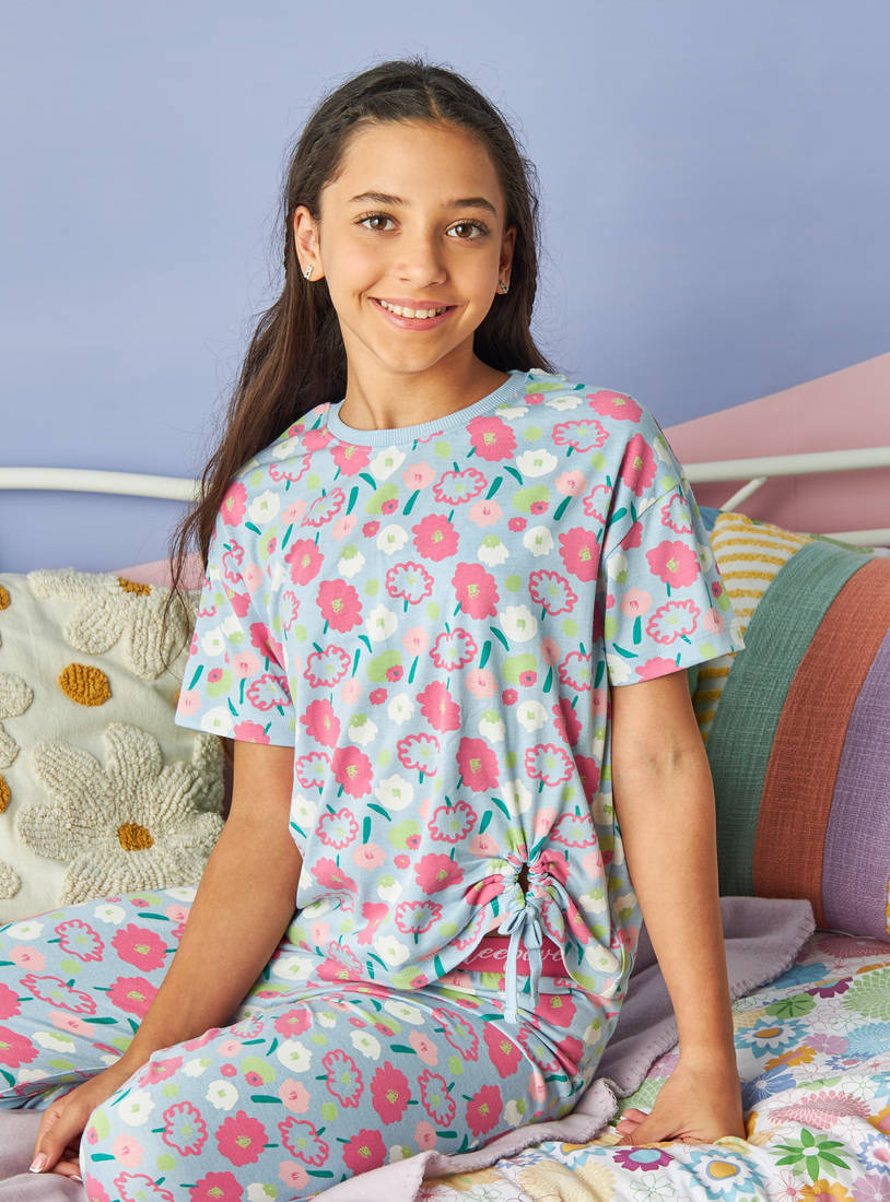 All-Over Floral Print T-shirt and Pyjama Set-Pyjama Sets-image-1