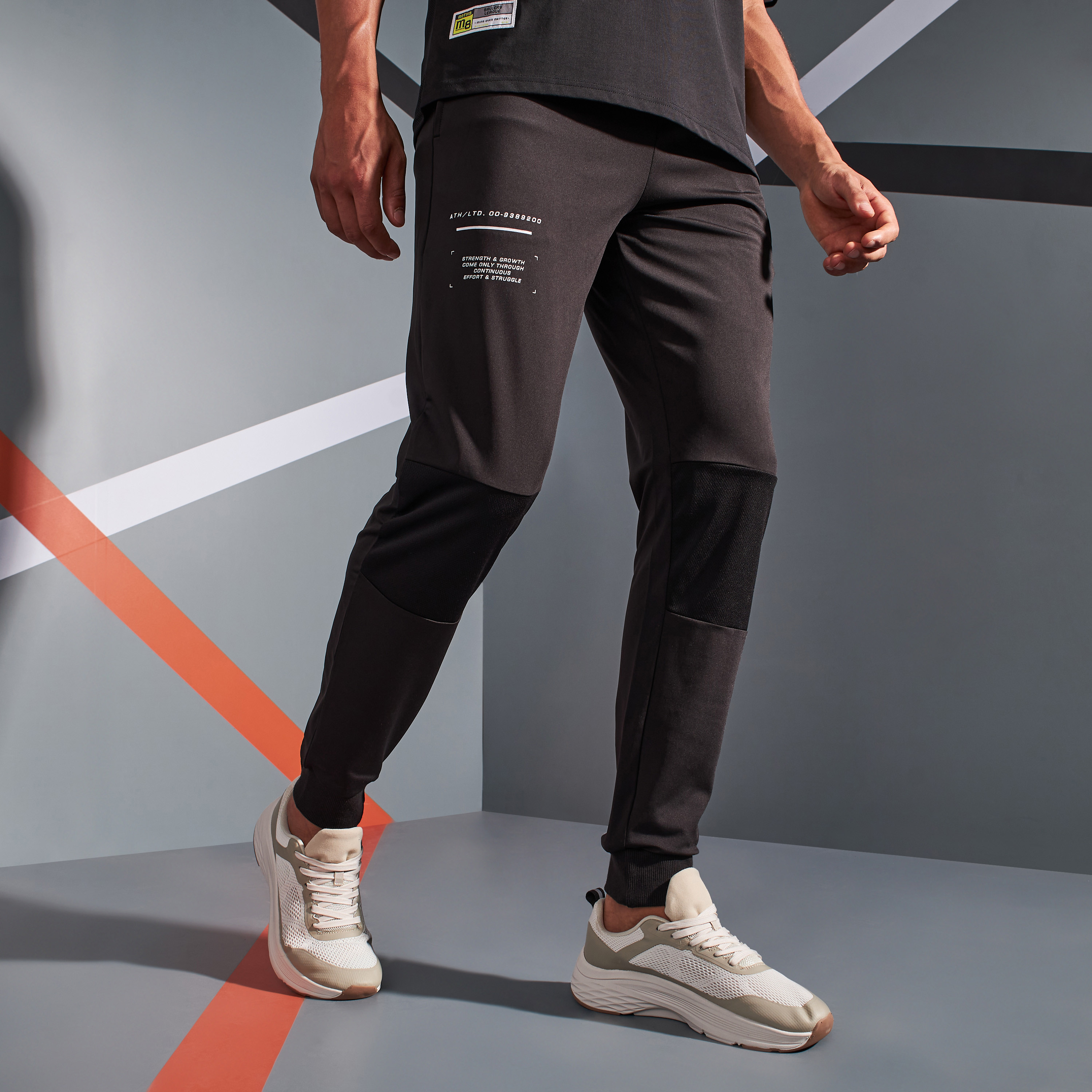 Joggers store online shopping