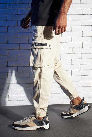 Relaxed Fit Plain Cargo Joggers-mxurbnmen-clothing-bottoms-joggers-2