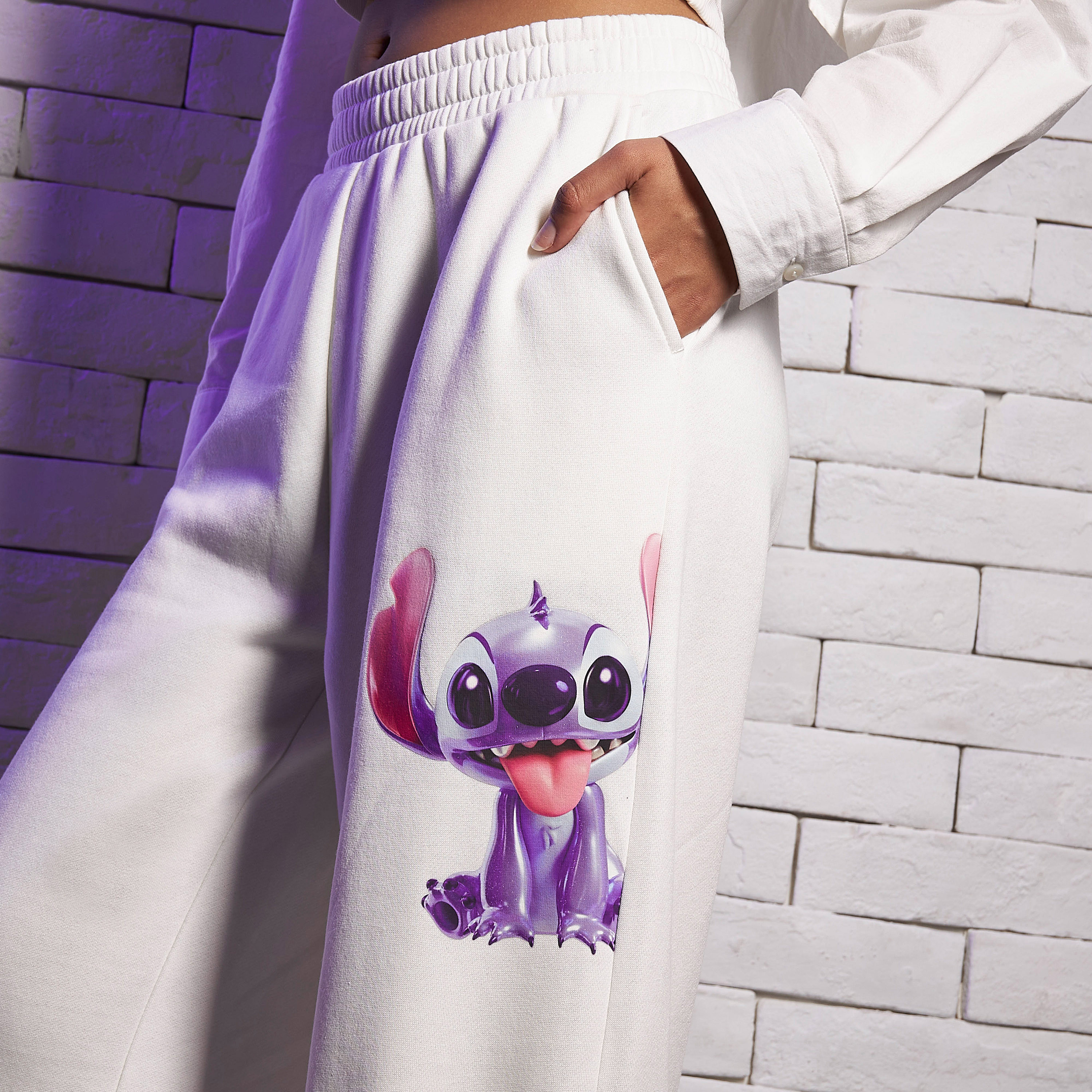 【Anyone more】Yuli Stitch Wide Pants Shop Lilo Stitch Print Wide Leg Pants Online | Max Oman