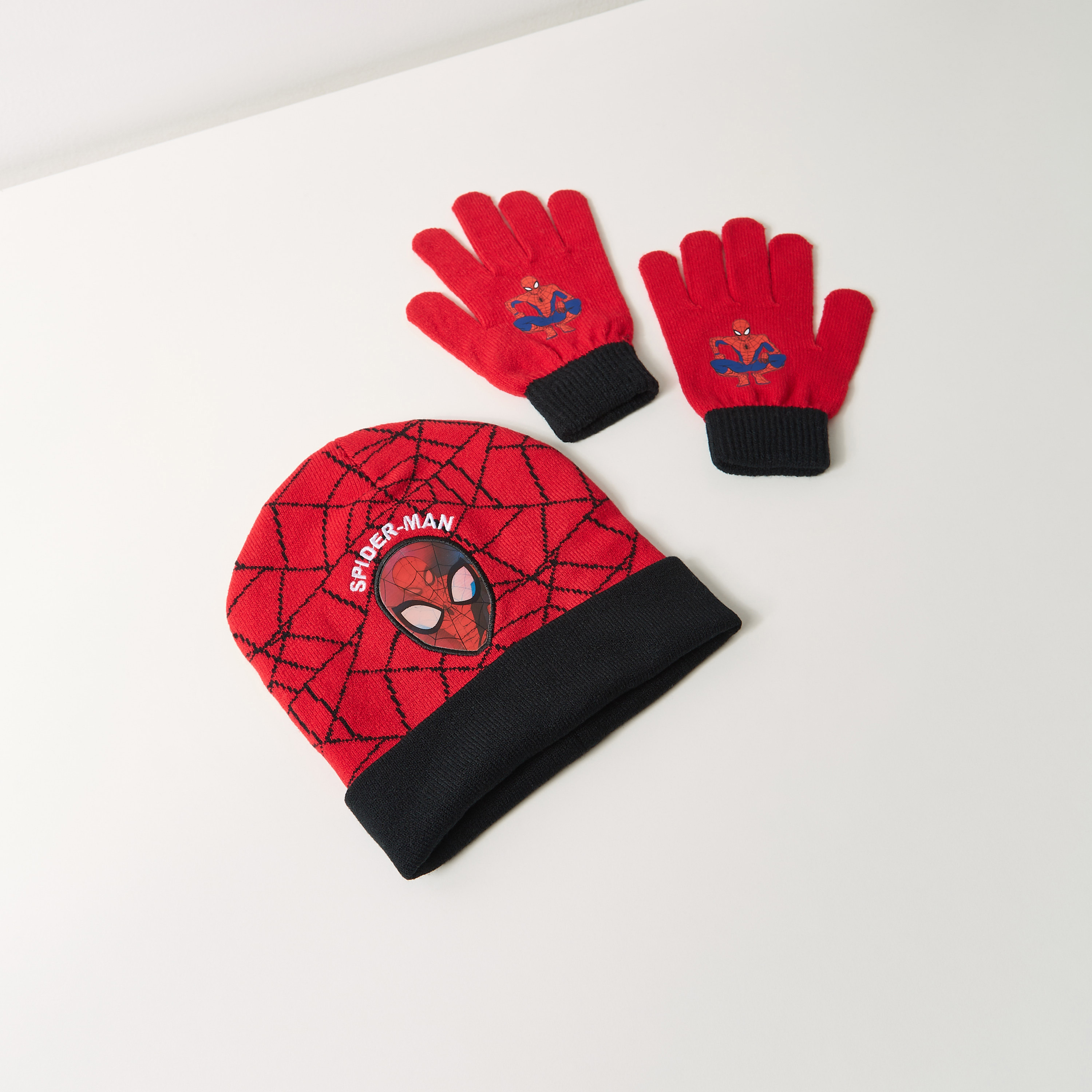 Shop Spider Man Print Beanie and Gloves Set Online Max Qatar