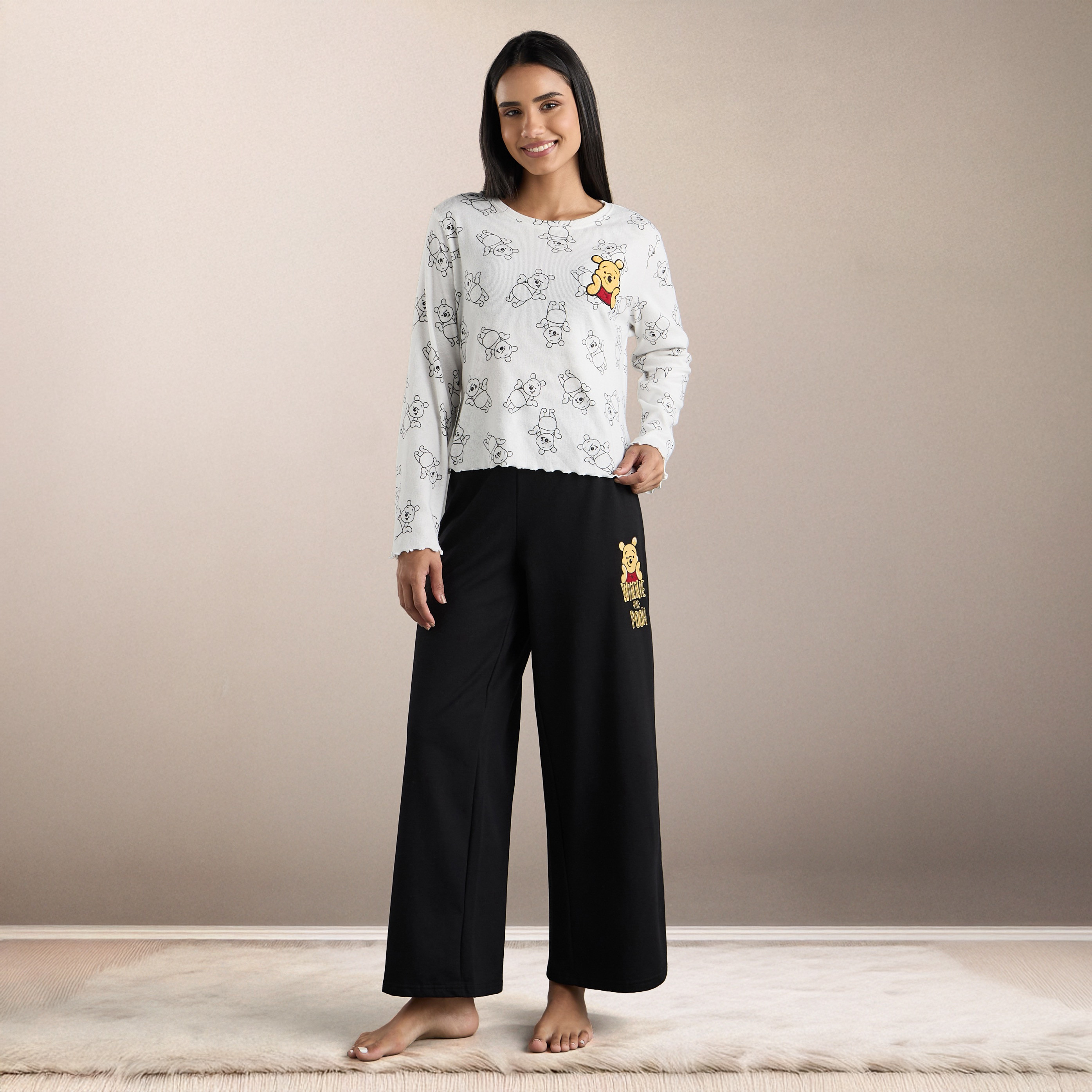 طقمبنطلونبيجاماوبلوزةبِطبعاتوينيذابو