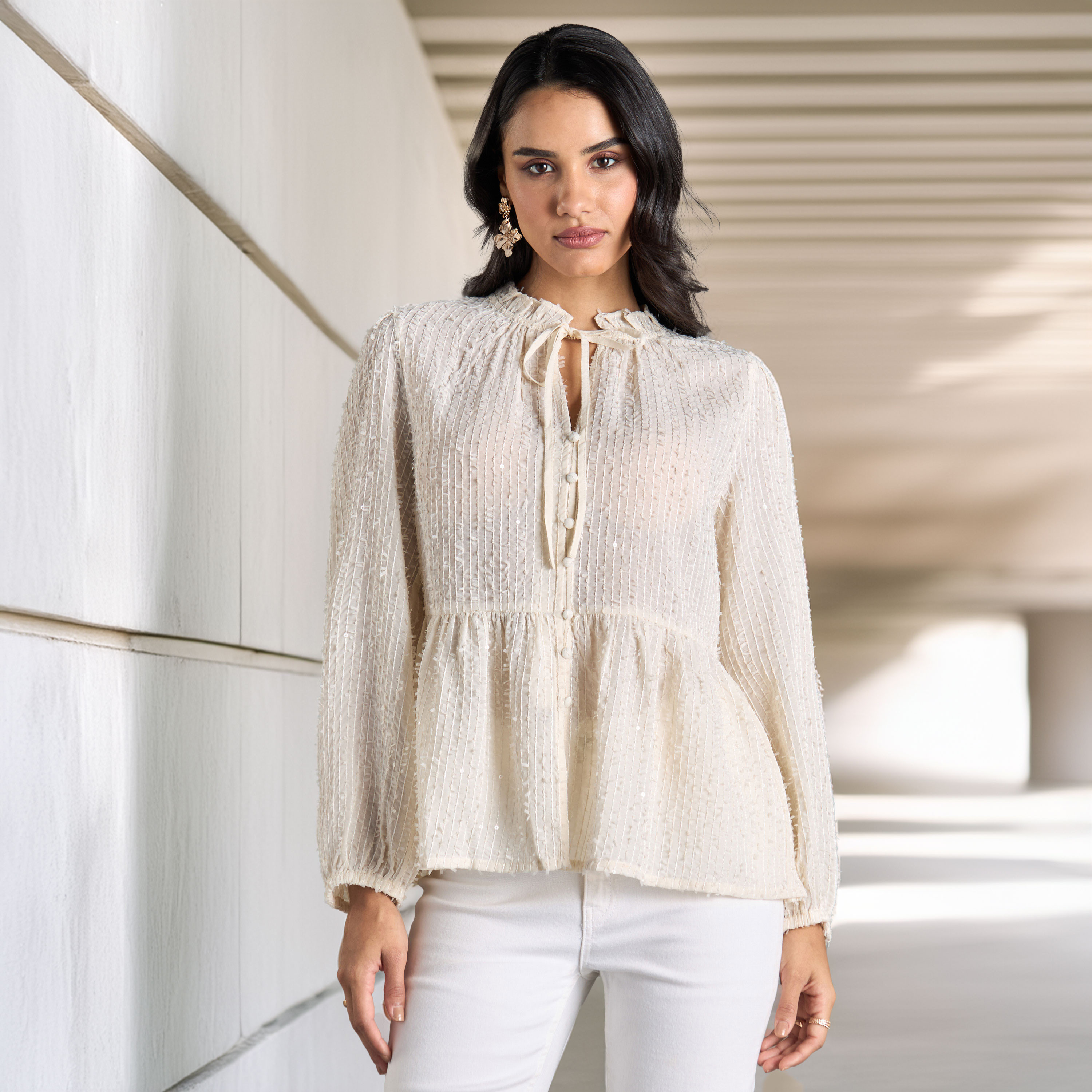 トップス louren russel lace peplum blouse ivory FF232OS36BL_wh_T1.png?v=