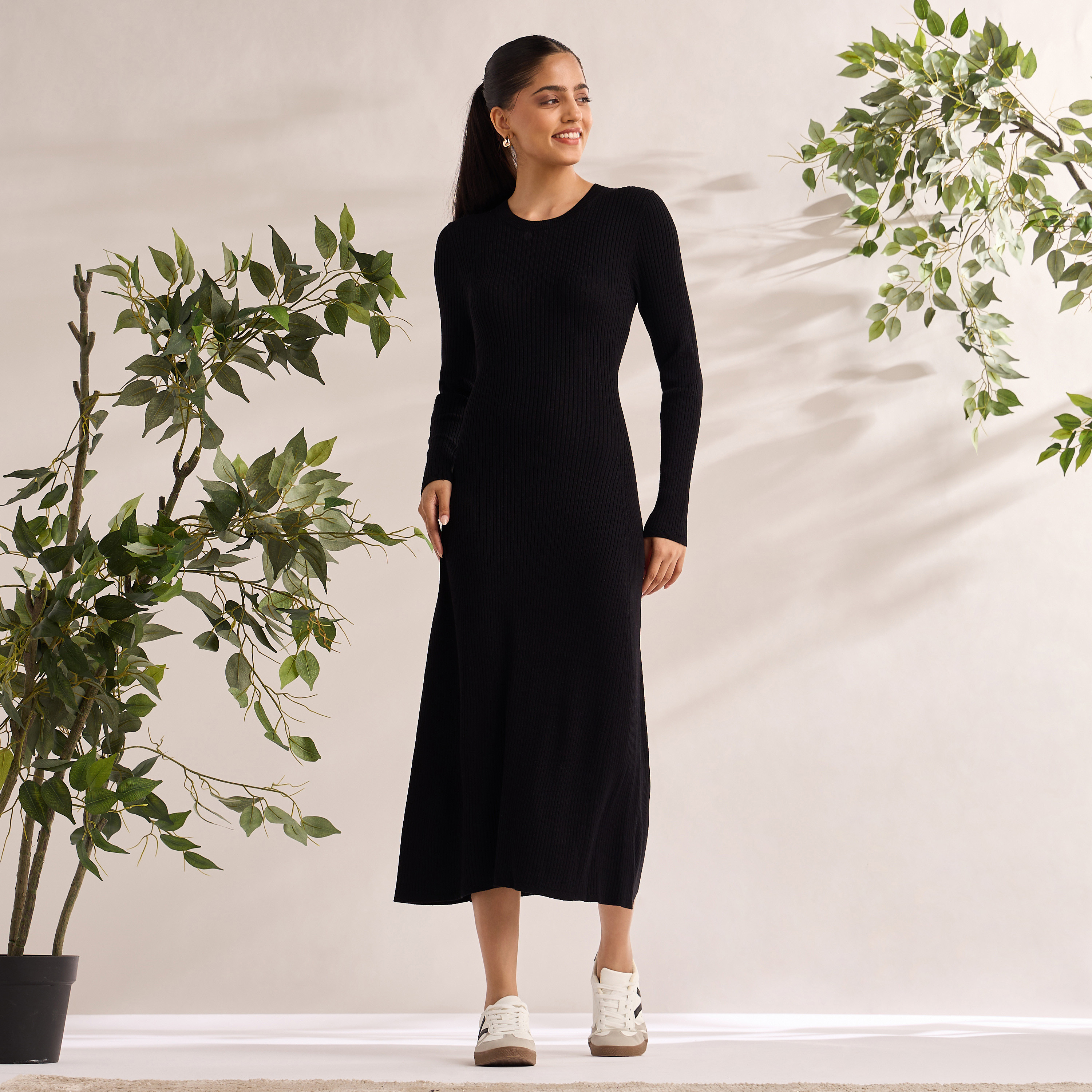 shop-ribbed-midi-dress-online-max-uae