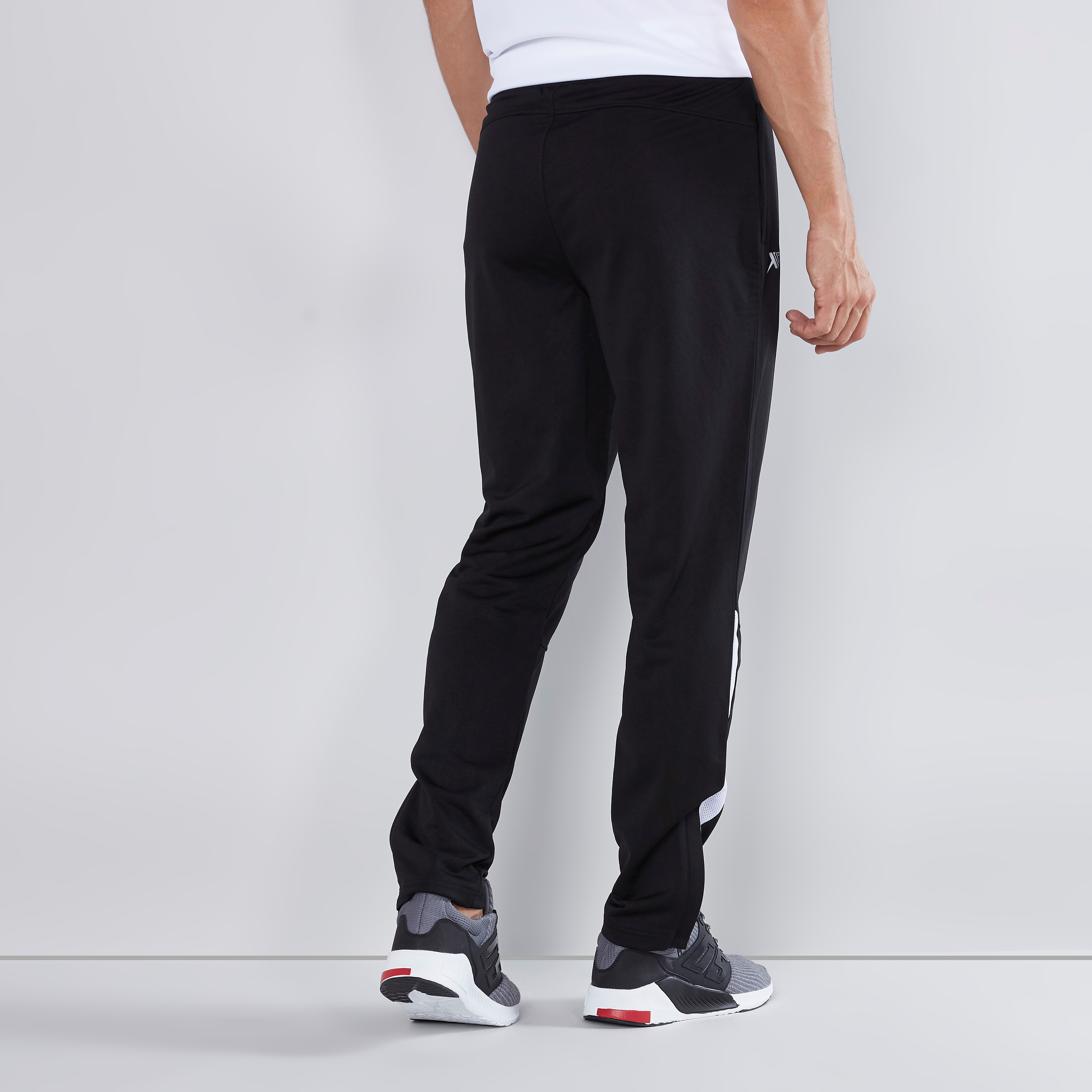Buy Kids Cave Relaxed Girls Black Trousers Online - Get 34% Off