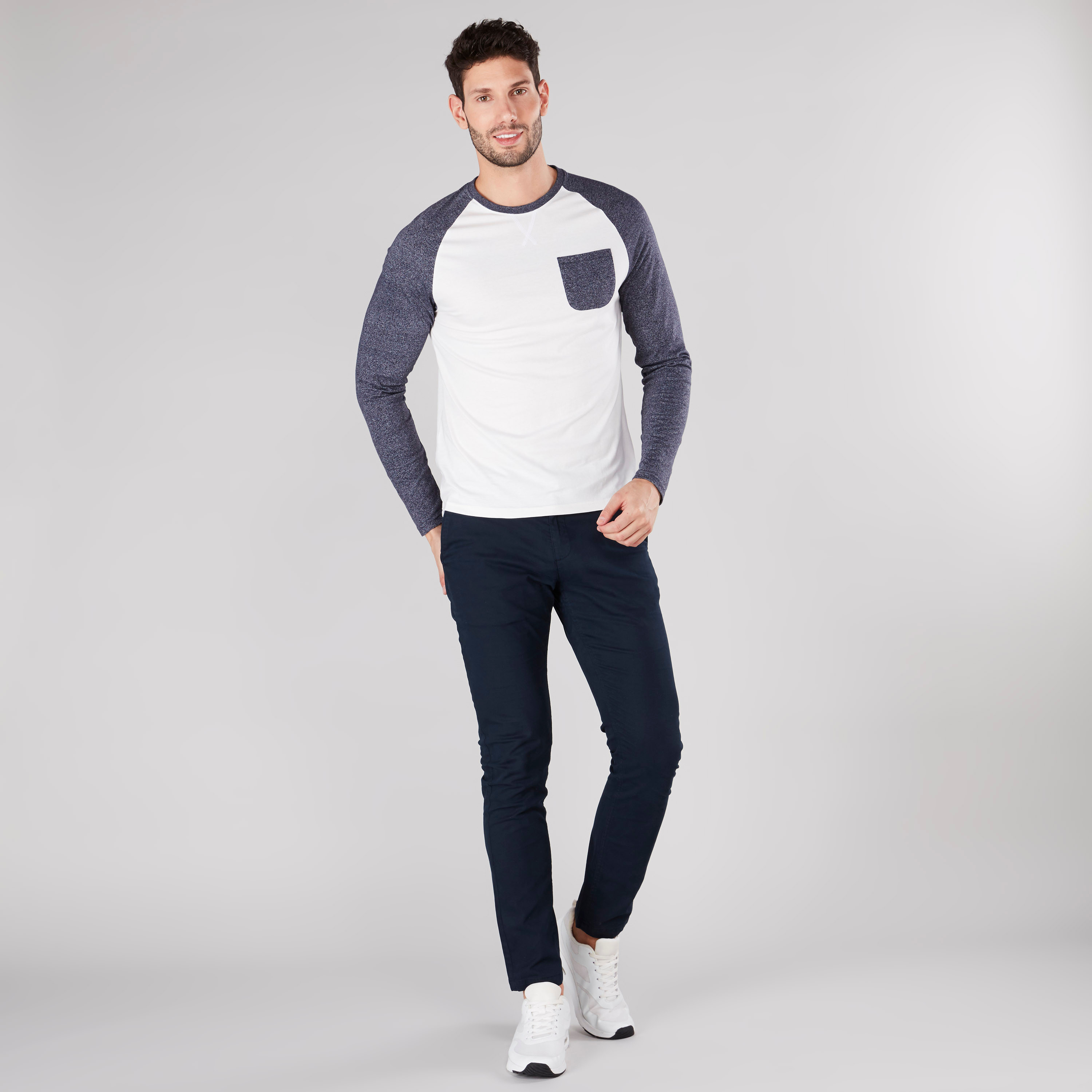 Mens slim store fit pocket tee