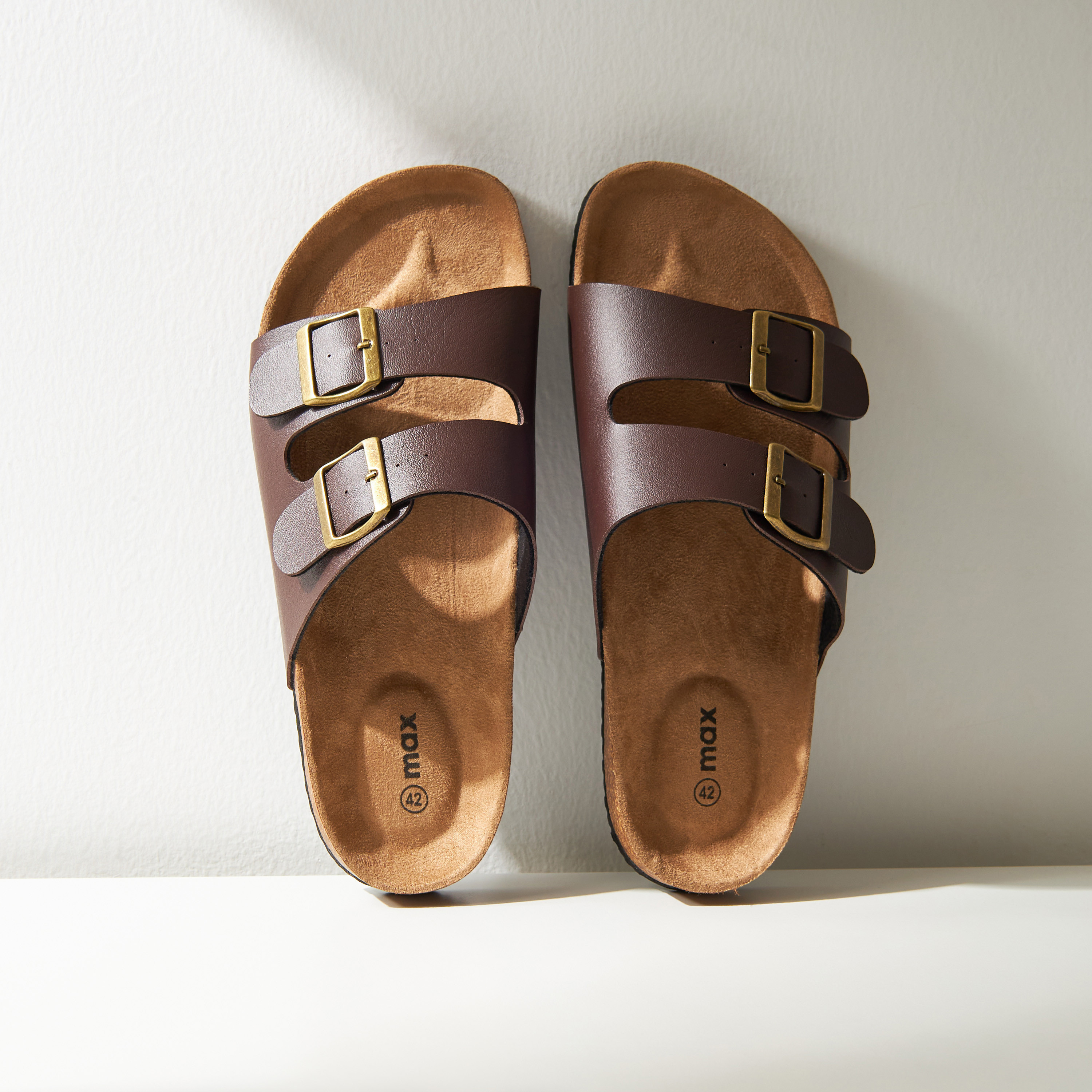 Max collection sandals hotsell