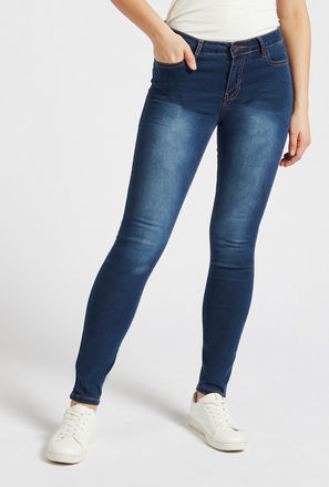 Slim Fit Full Length Solid Mid-Rise Jeans with Pocket Details