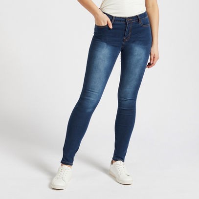 Slim Fit Full Length Solid Mid-Rise Jeans with Pocket Details