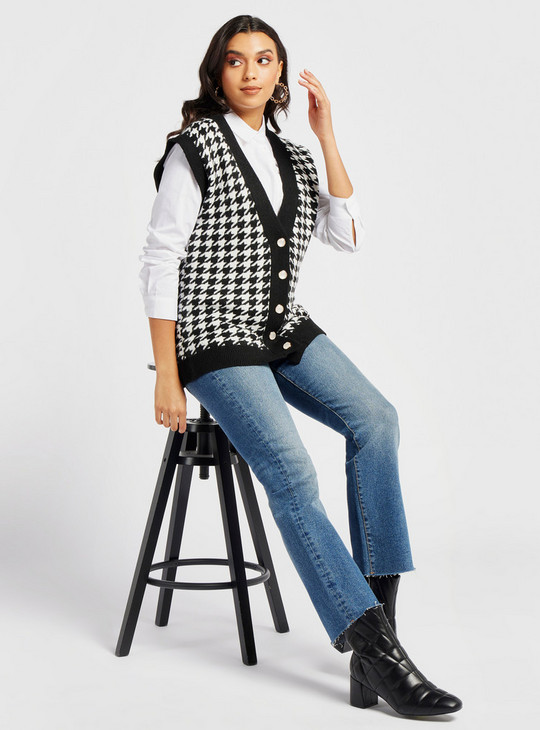 Houndstooth Print Cardigan with V-neck and Button Closure