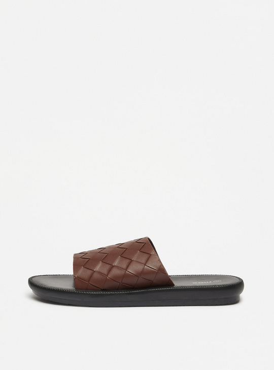 Weave Texture Slip-On Sandals