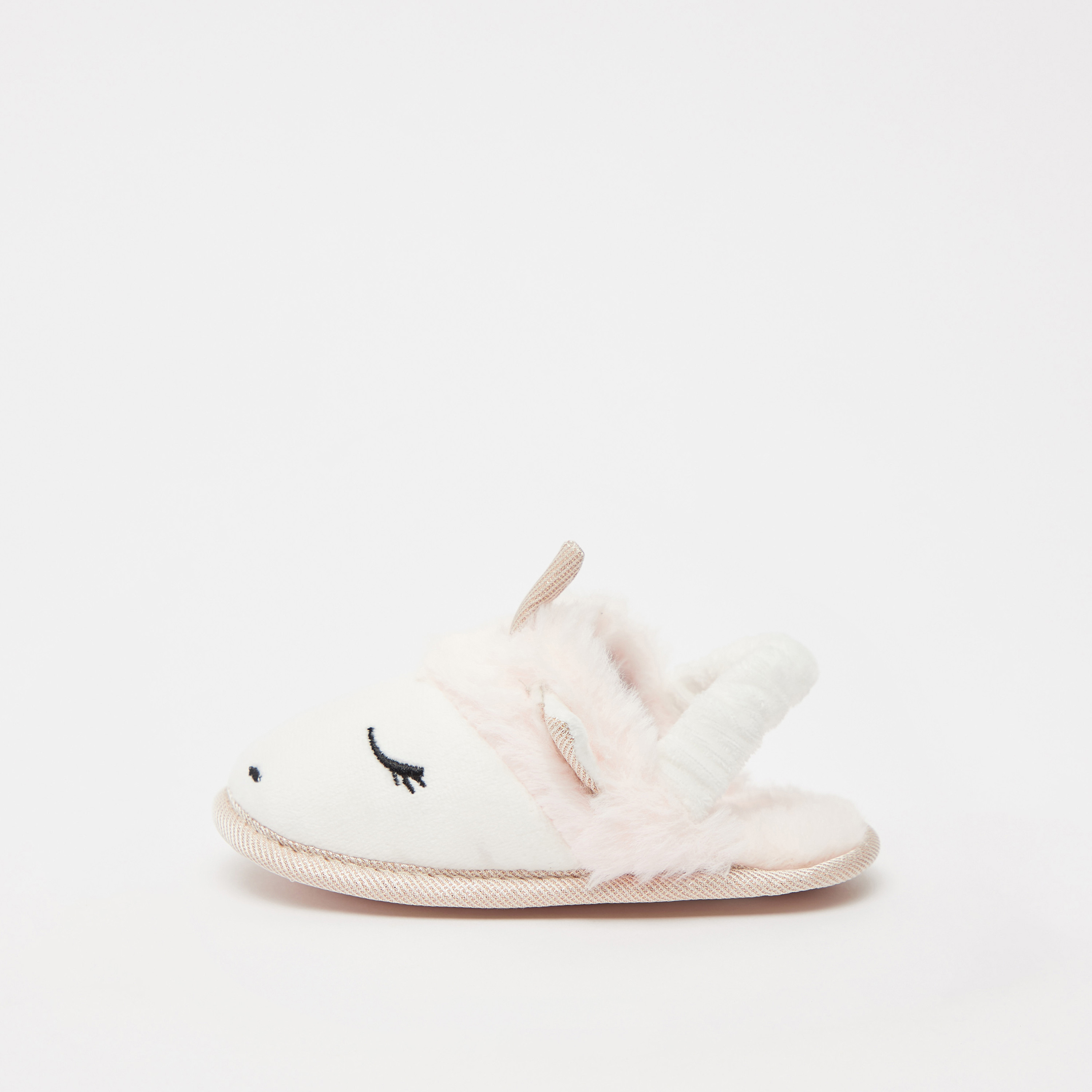 max room slippers