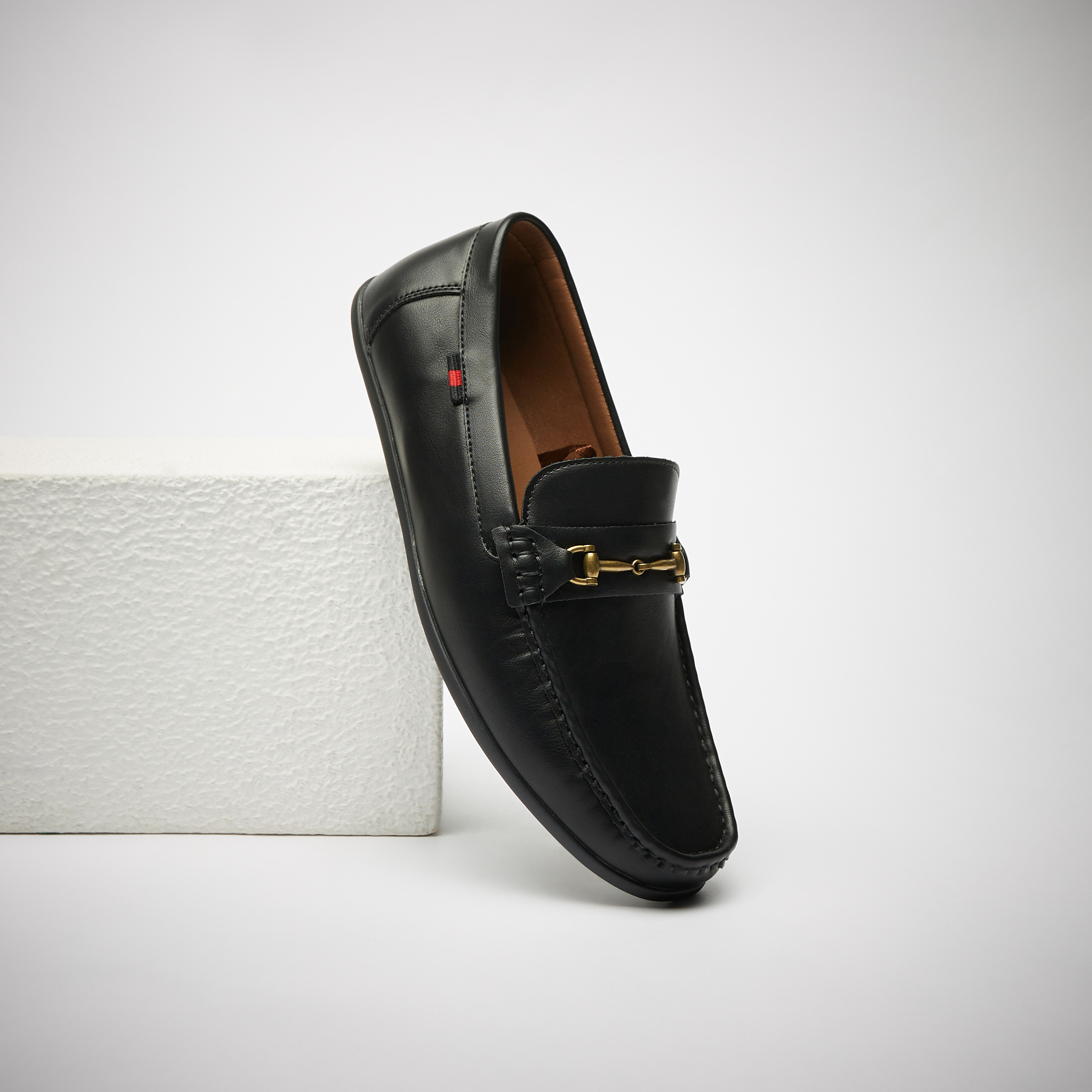 Max sale loafers online