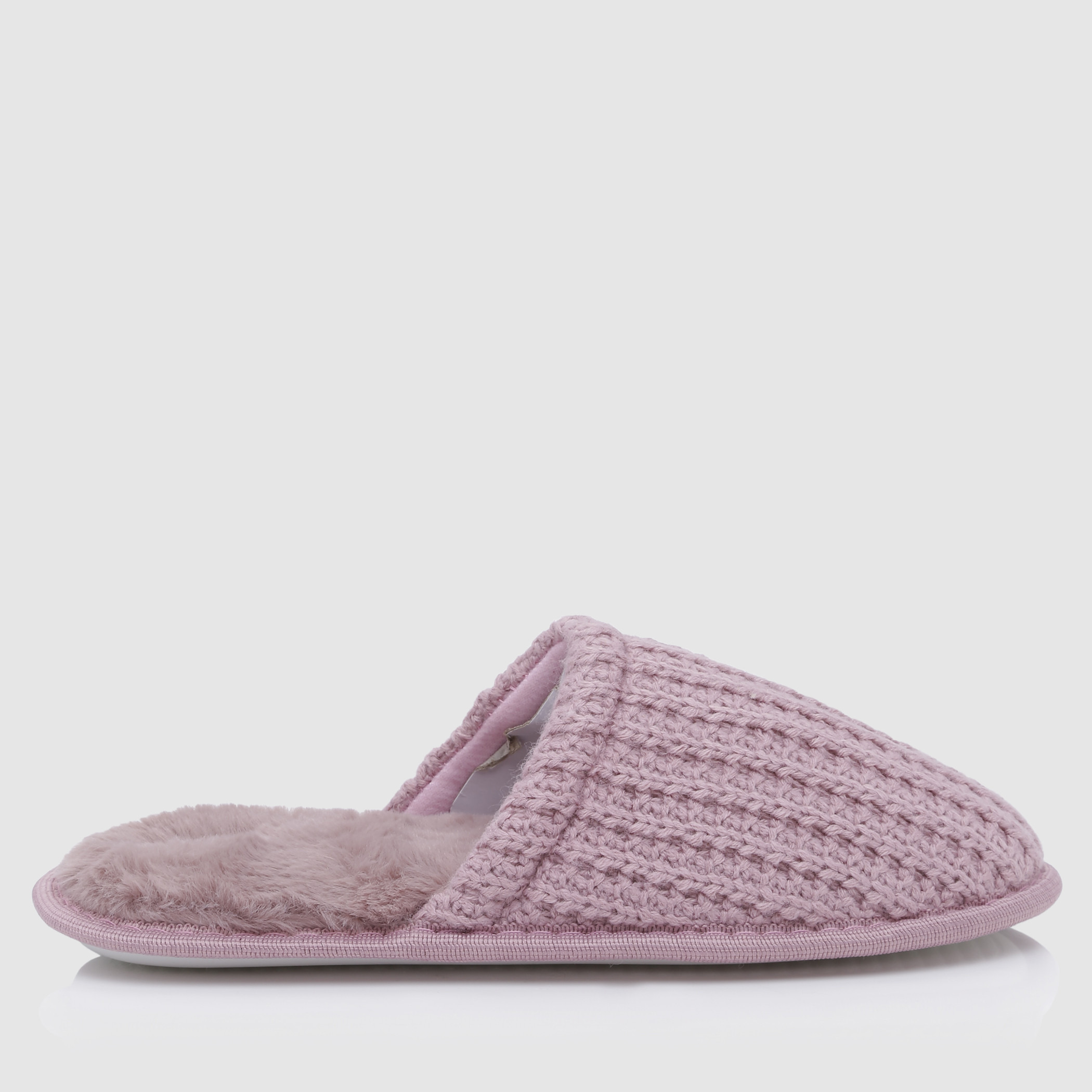 Room discount slippers online