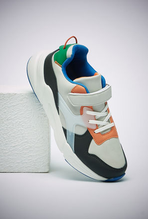 Colourblock Sneakers with Hook and Loop Closure-mxkids-shoes-boyseighttosixteenyrs-sneakers-0