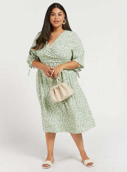 Floral Print Midi A-line Dress with V-neck and 3/4 Sleeves