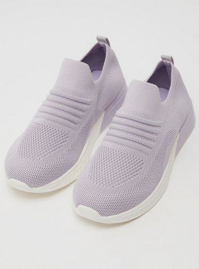 Mesh Textured Slip-On Sports Shoes