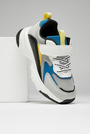 Colourblock Sneakers with Hook and Loop Closure-mxkids-boystwotoeightyrs-shoes-sneakers-0