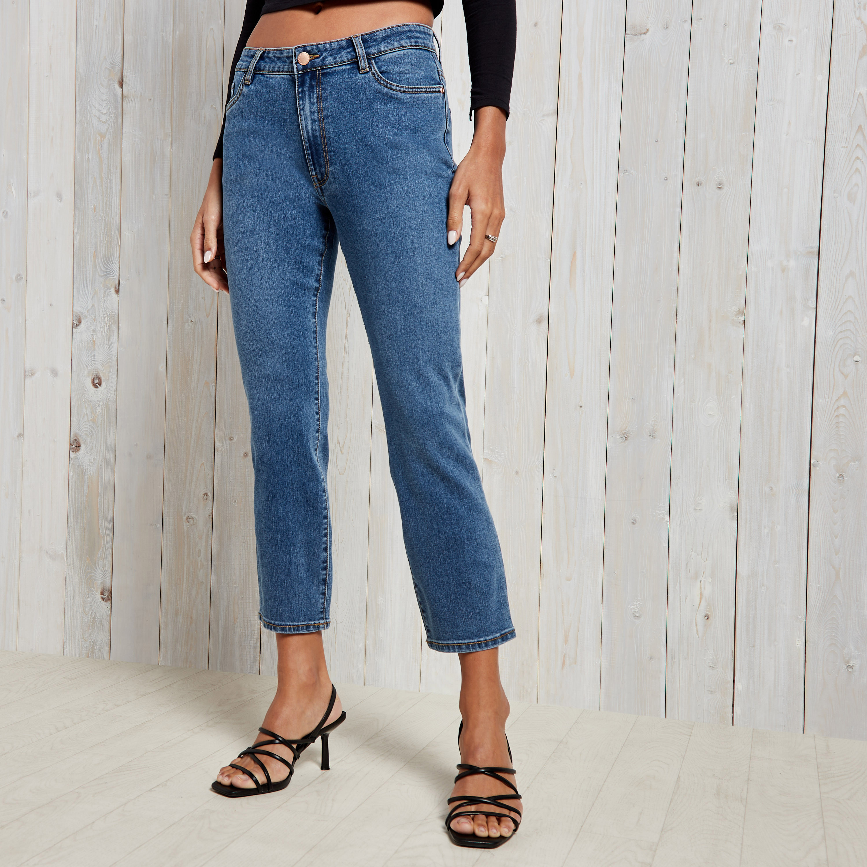 Slim leg hot sale jeans women