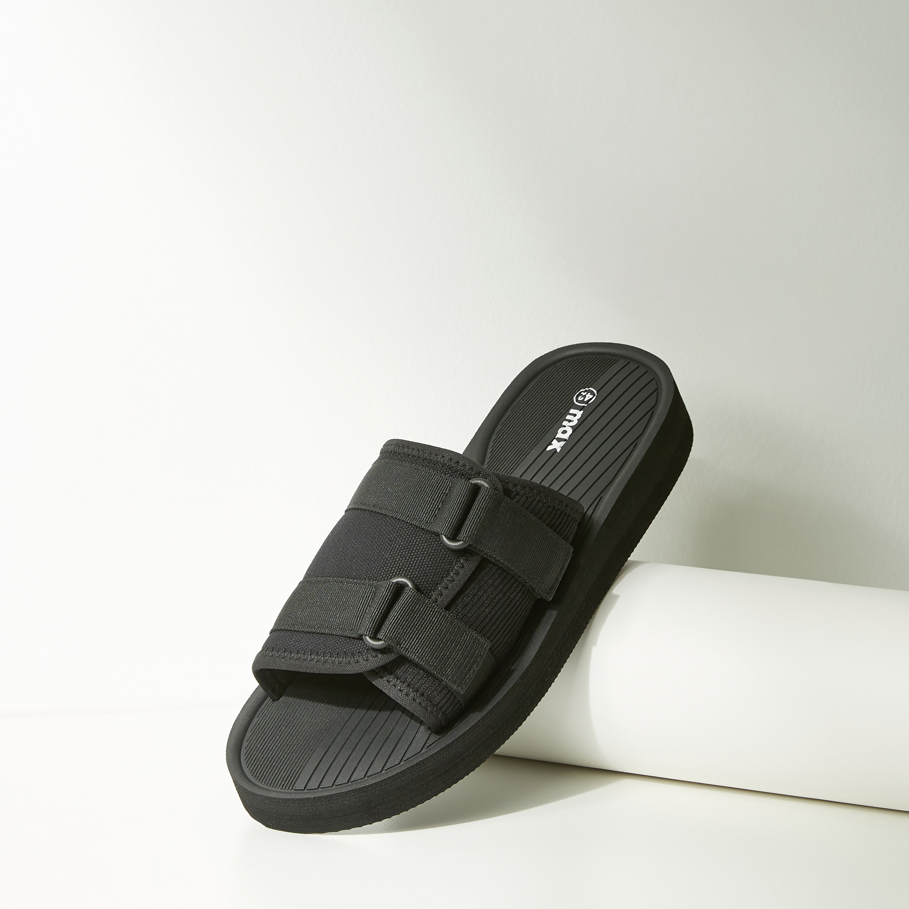 Shop Sandals For Mens Online UAE Max