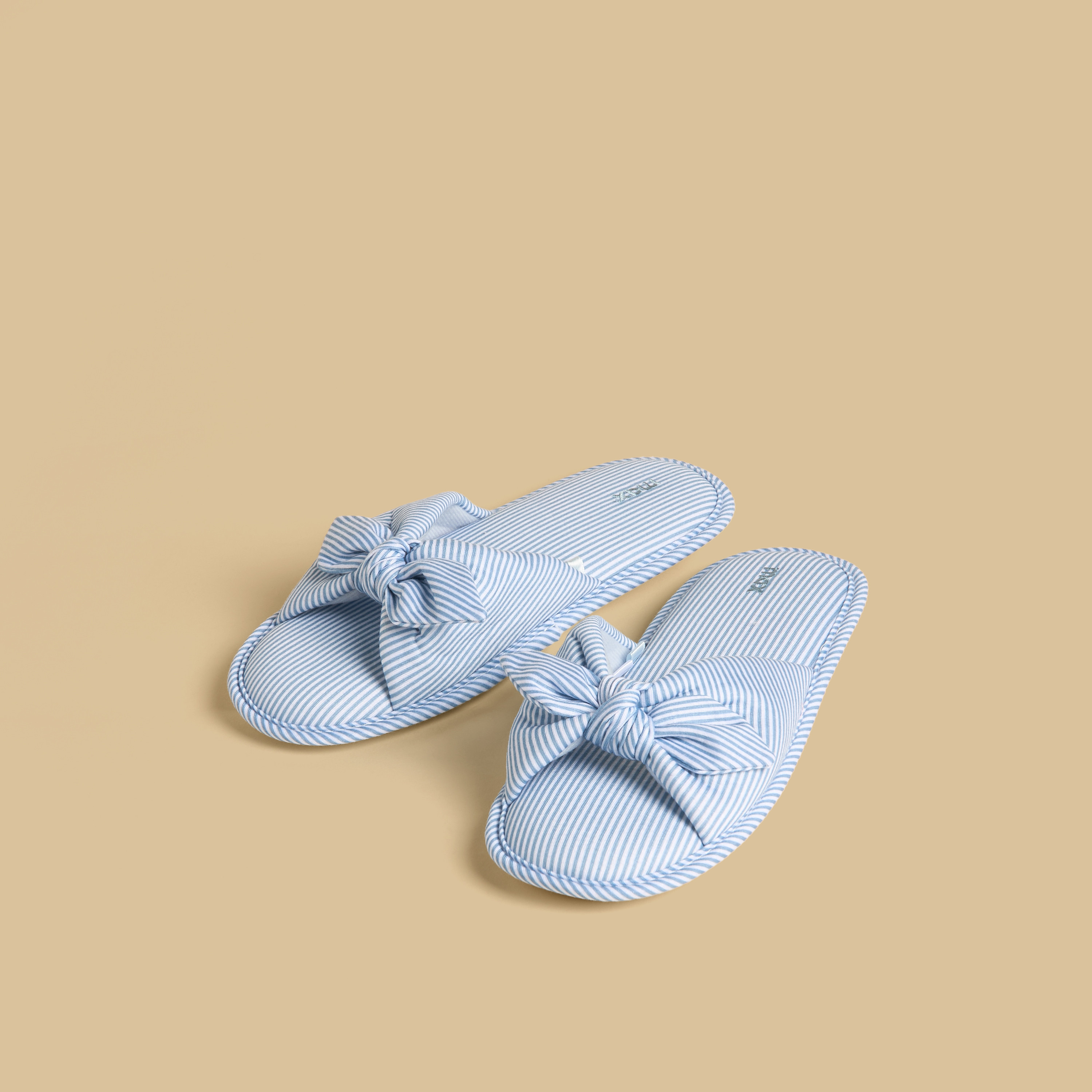 max fashion slippers