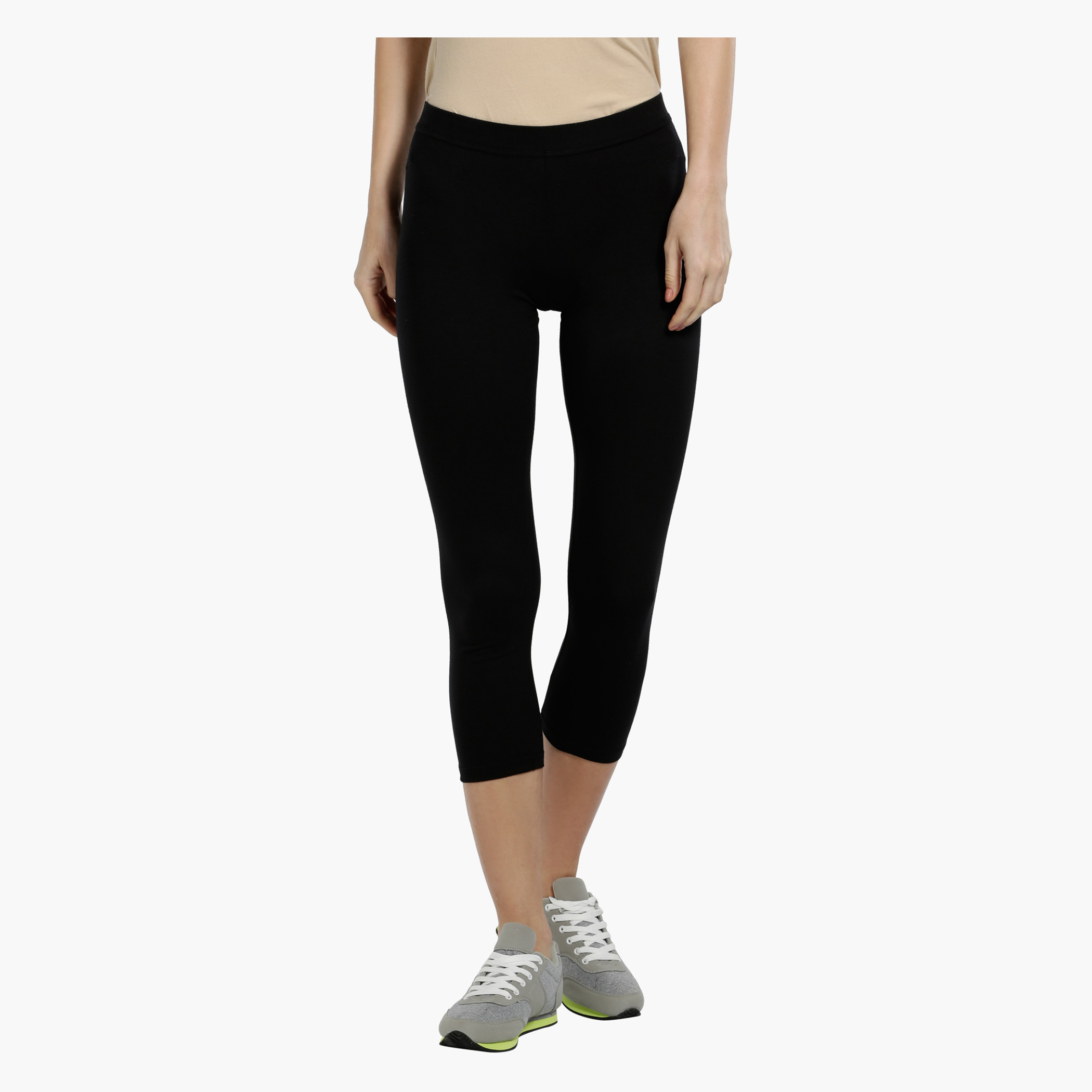 3 Quarter Black Stretchy Leggings | Stretchy leggings, White capri leggings,  Pants for women