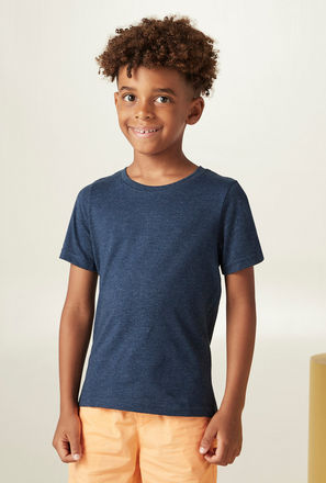 Solid Fade Resistant T-shirt with Crew Neck and Short Sleeves-mxkids-boystwotoeightyrs-clothing-teesandshirts-tshirts-1