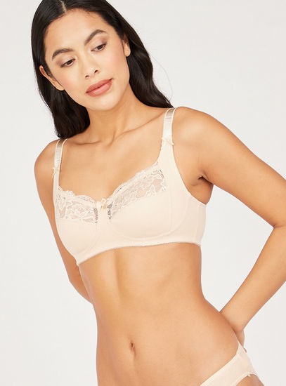 Lace Detail Basic Bra with Hook and Eye Closure