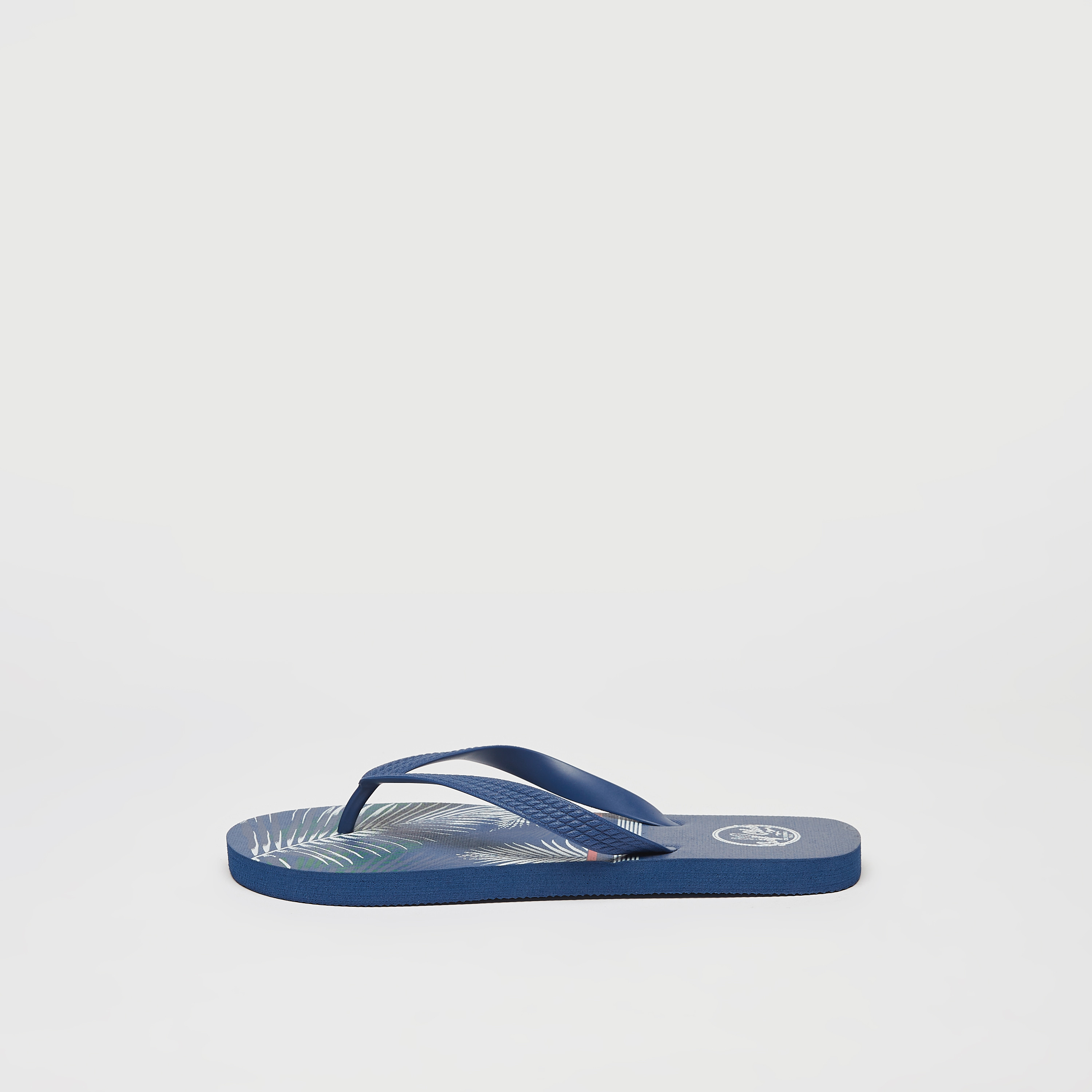 Max fashion flip discount flops