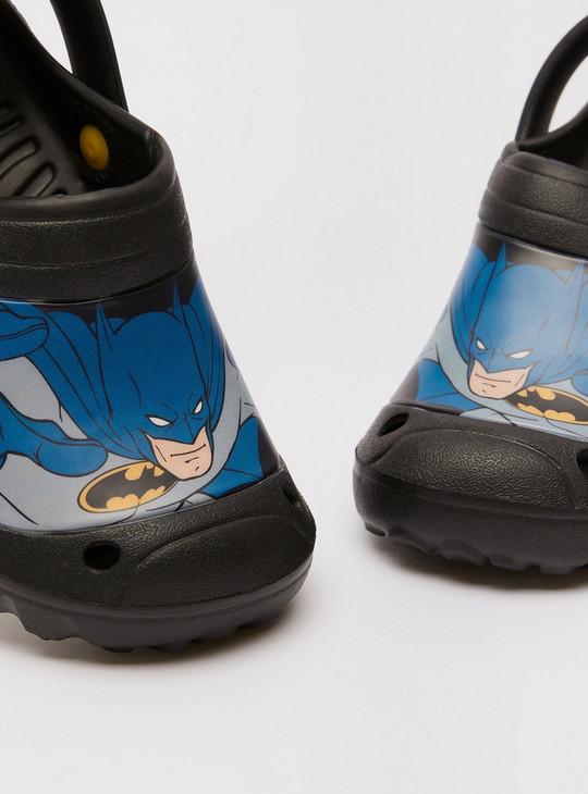 حذاء سهل الارتداء بطبعات باتمان