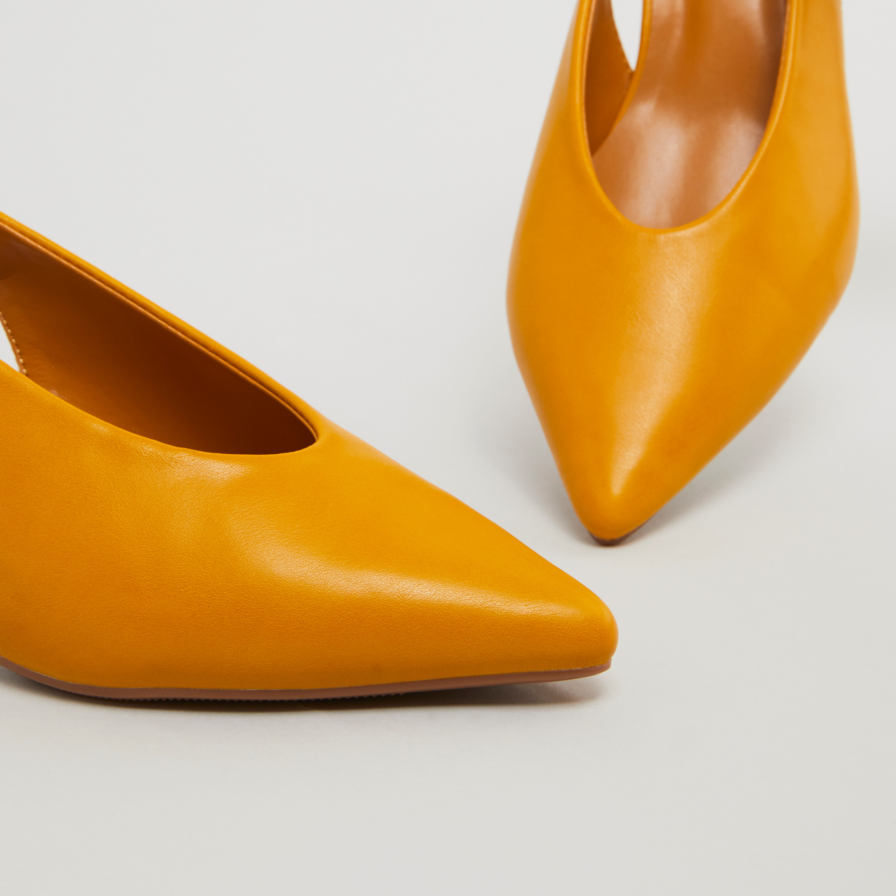 Yellow pointed hot sale heels