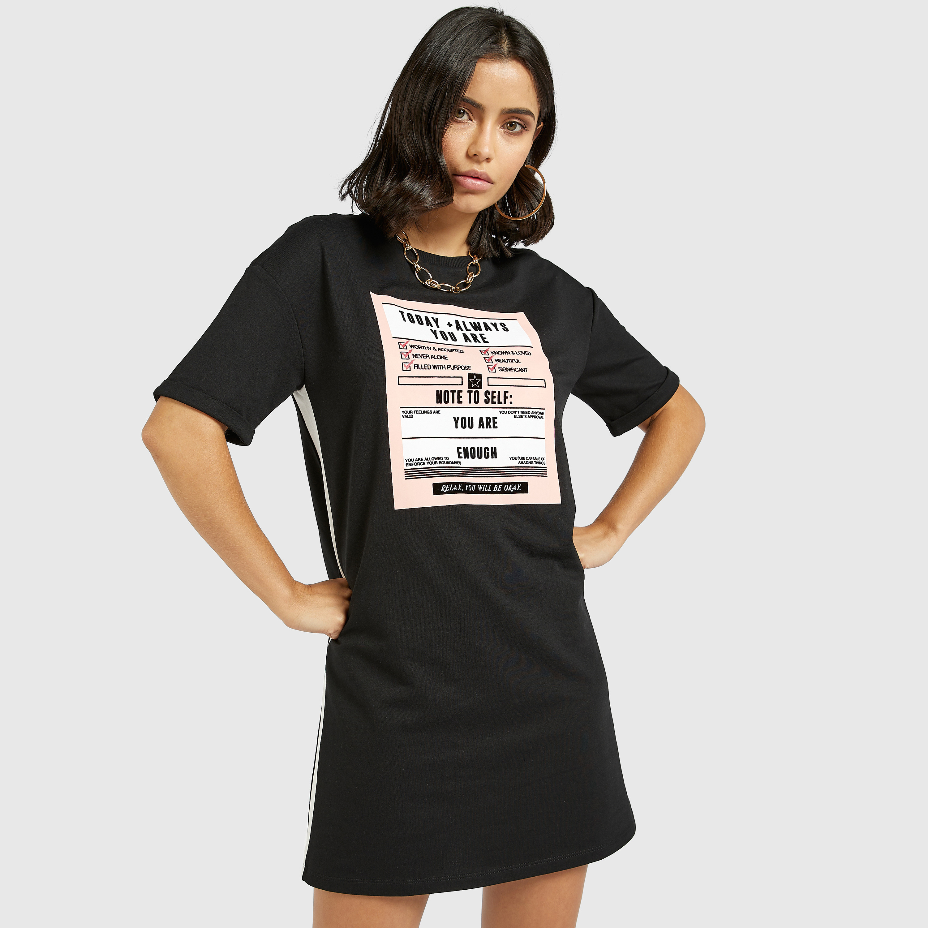 T shirt hotsell dress branded