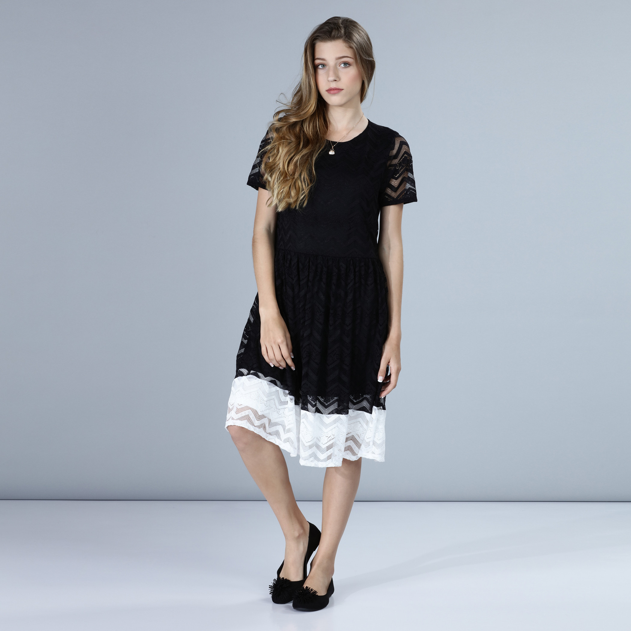 Monochrome shop dresses online