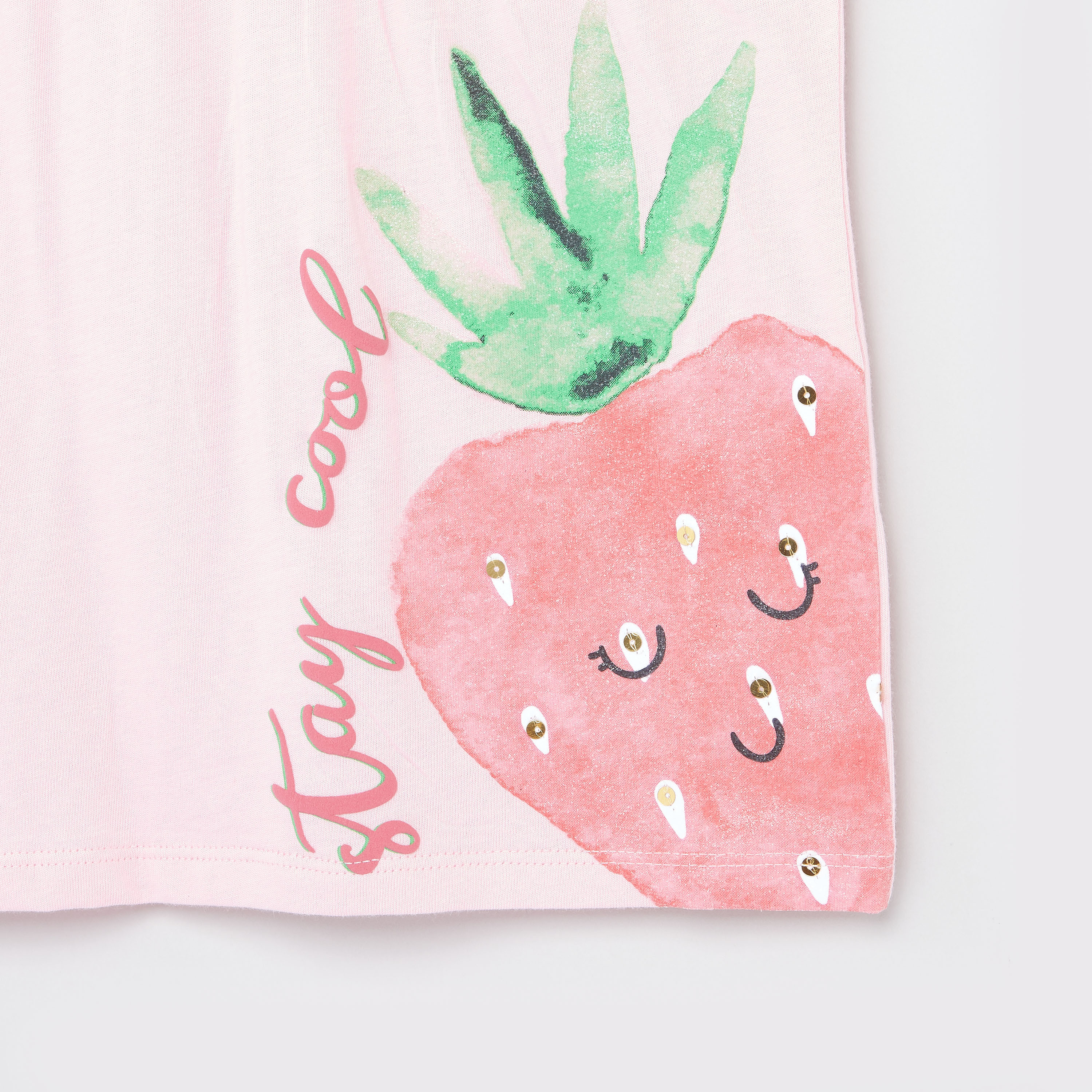 NEWS strawberry タオル Tシャツセット Shop Strawberry Print T-shirt and Pyjamas Set Online | Max UAE