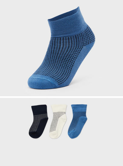 Set of 3 - Textured Slip On Socks