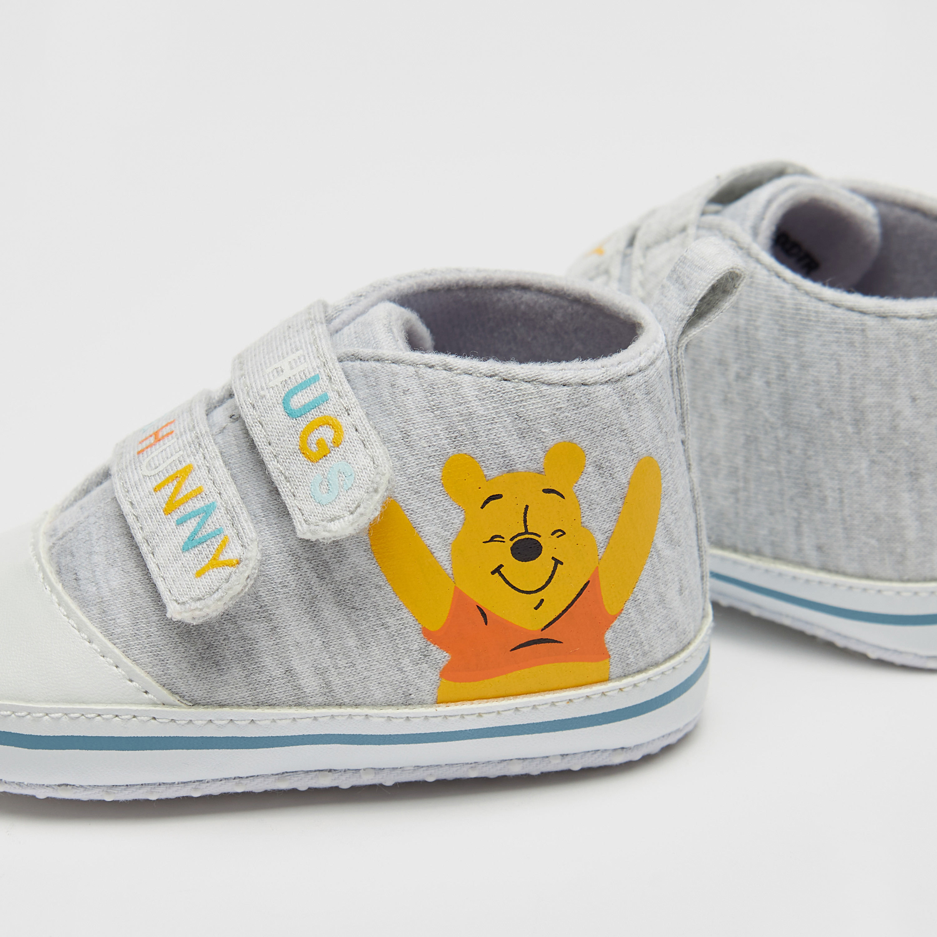 Winnie the store pooh baby booties