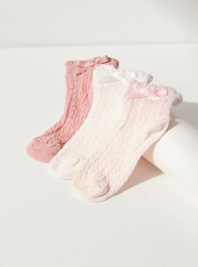 Set of 3 - Textured Ankle Length Socks with Bow Detail