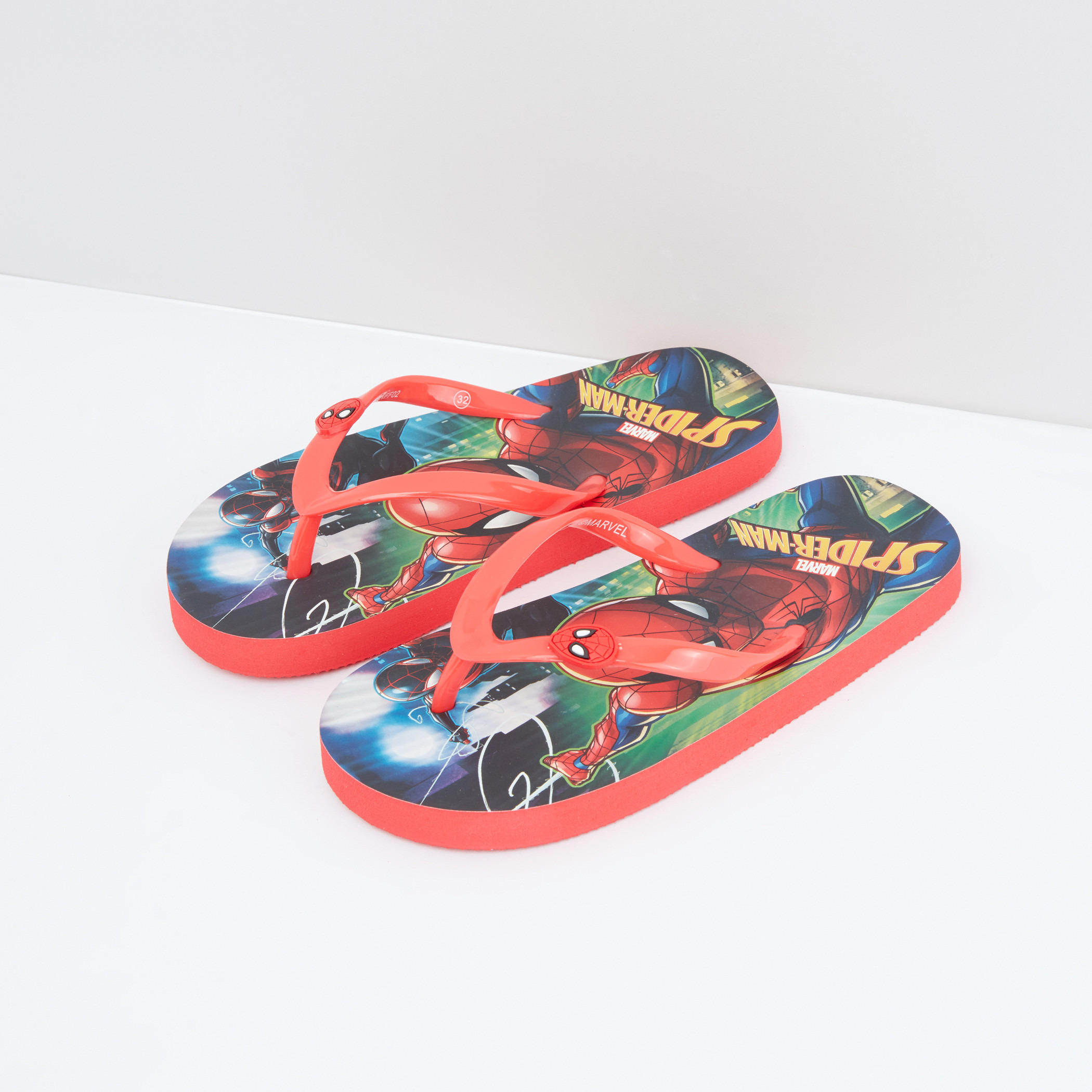 Max fashion flip discount flops