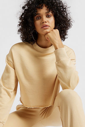 Solid Cropped Sweatshirt with Crew Neck and Long Sleeves
