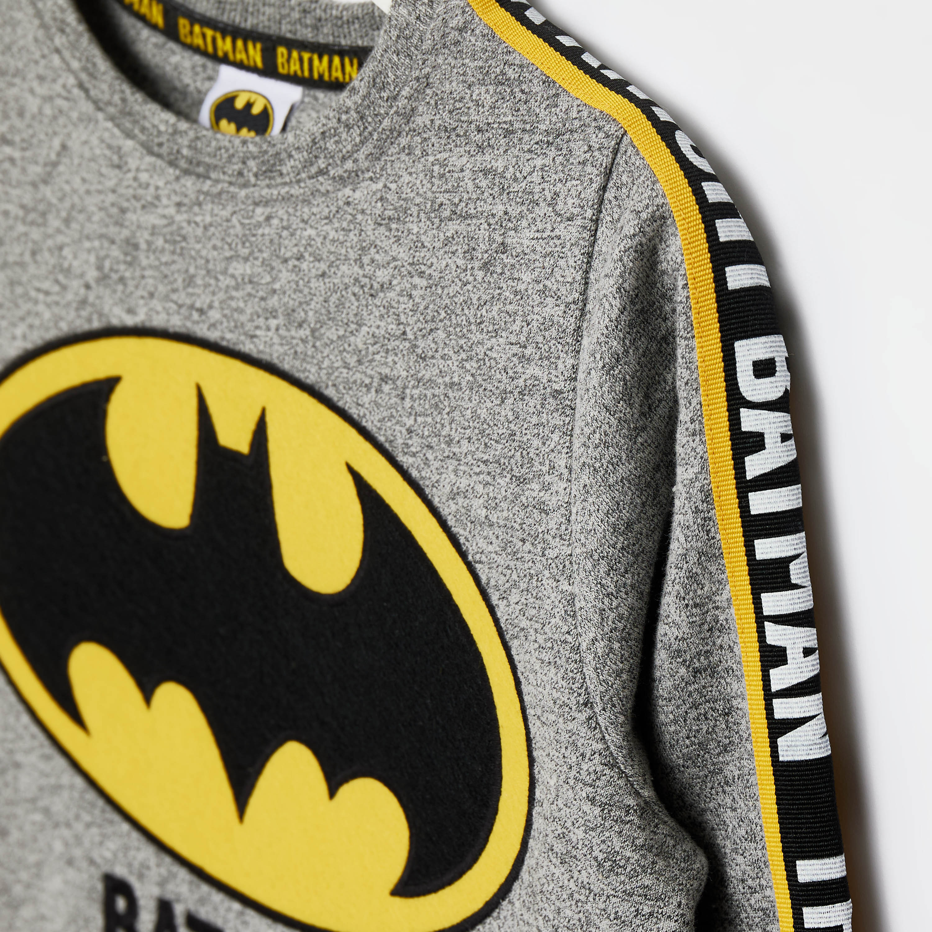 Shop Batman Print Round Neck Sweatshirt with Long Sleeves Online