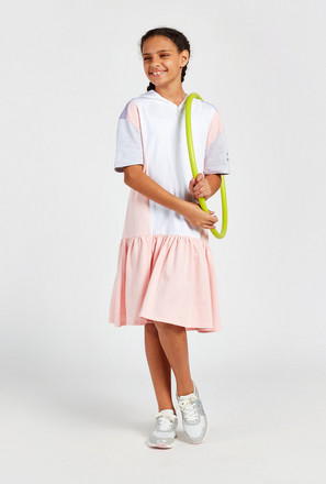 Colourblock Tiered Dress with Hood and Short Sleeves