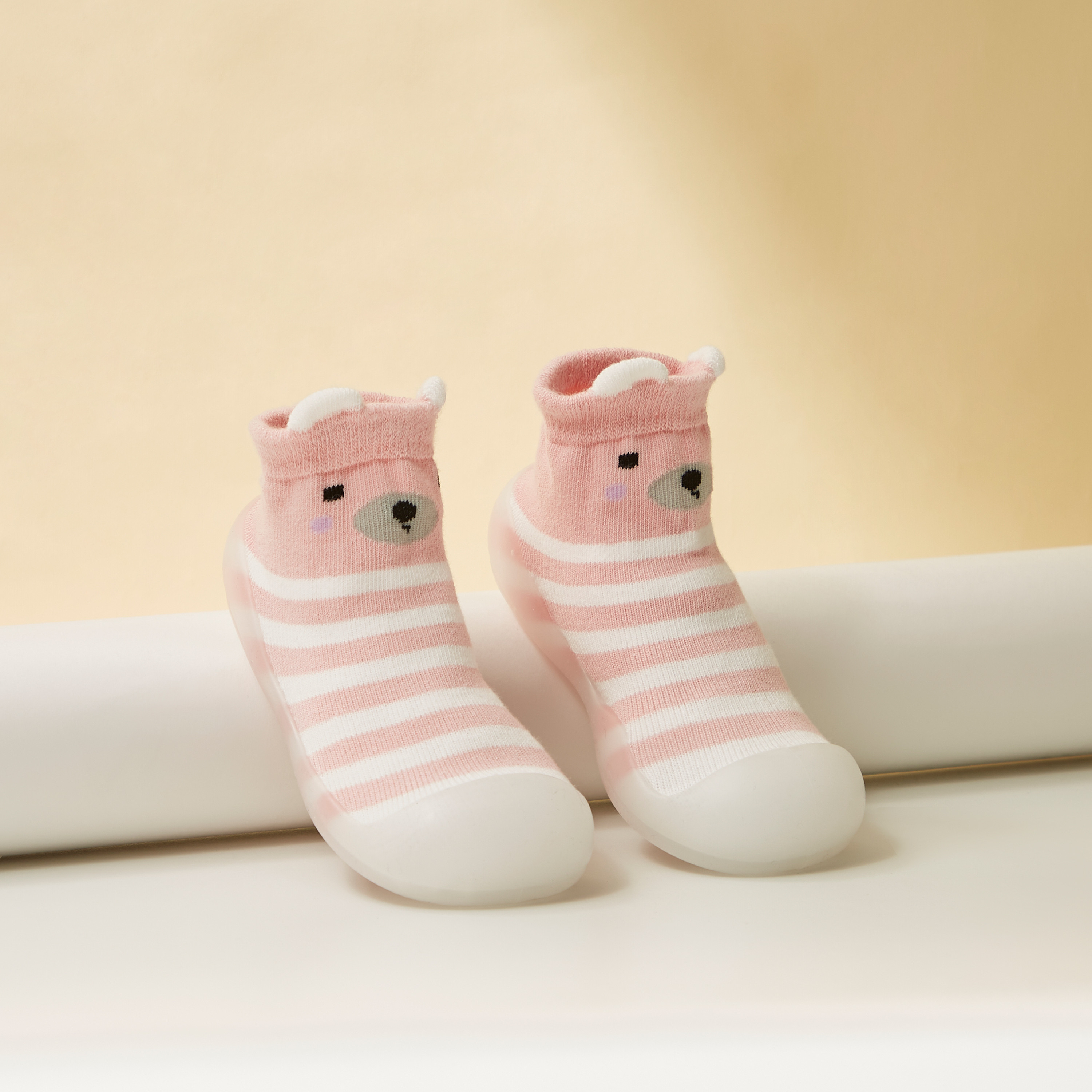 Baby socks with shoes deals printed on them